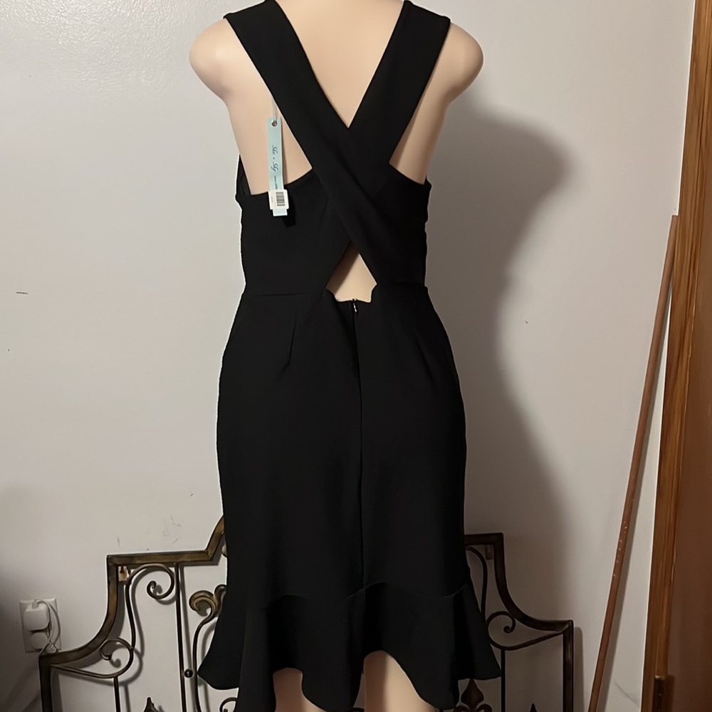 She + Sky Textured Black Trumpet Midi Dress